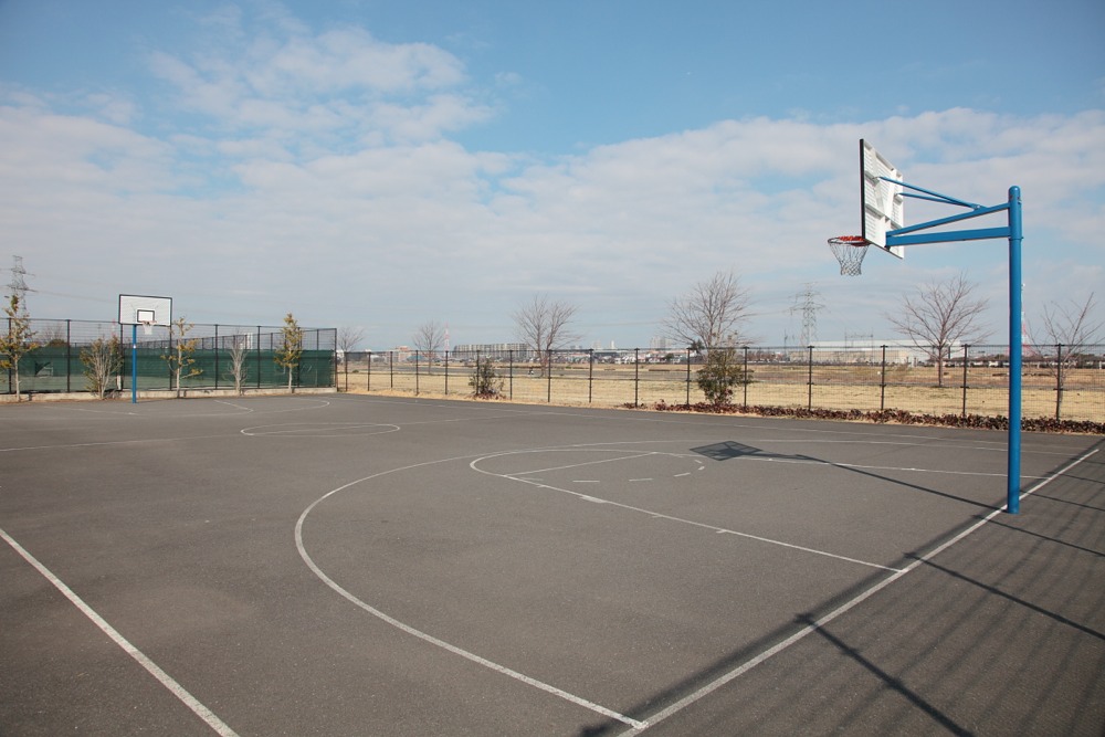 稲城市のバスケゴールがある公園3選 バスケ初心者用メディア ブザビ